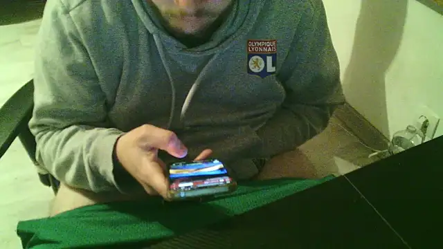 matlecoq2 online show from April 27, 2026, 10:30 pm