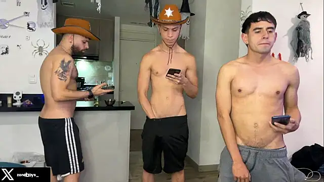 zoneboys online show from October 4, 2025, 12:45 am