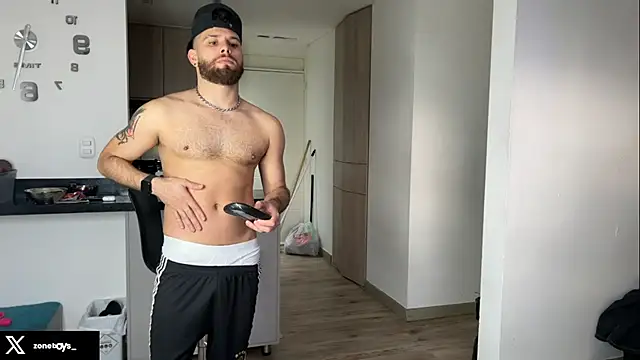 zoneboys online show from September 23, 2025, 10:28 pm