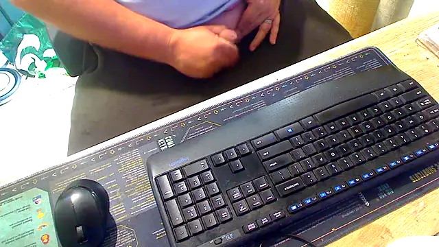 latexsub75 online show from March 25, 2026, 4:34 am