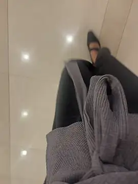 Snapshot of xiaoyuan01 chatting on October 19, 2025, 2:25 am xiaoyuan01 online show from October 19, 2025, 2:25 am