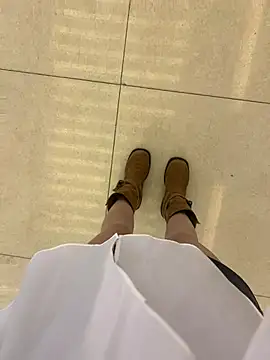 Snapshot of xiaoyuan01 chatting on October 29, 2025, 7:07 am xiaoyuan01 online show from October 29, 2025, 7:07 am