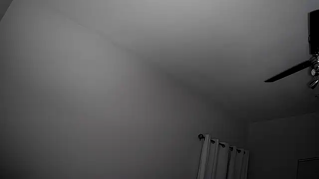 Snapshot of papi_9467 chatting on October 4, 2025, 11:45 am papi 9467 online show from October 4, 2025, 11:45 am