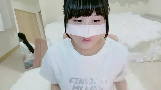 im hina online show from October 13, 2025, 1:12 pm