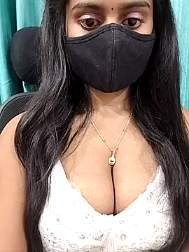 Aanya hotty online show from March 24, 2026, 6:52 pm