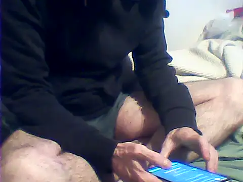 Snapshot of rimbaud77 chatting on March 1, 2026, 6:30 pm rimbaud77 online show from March 1, 2026, 6:30 pm