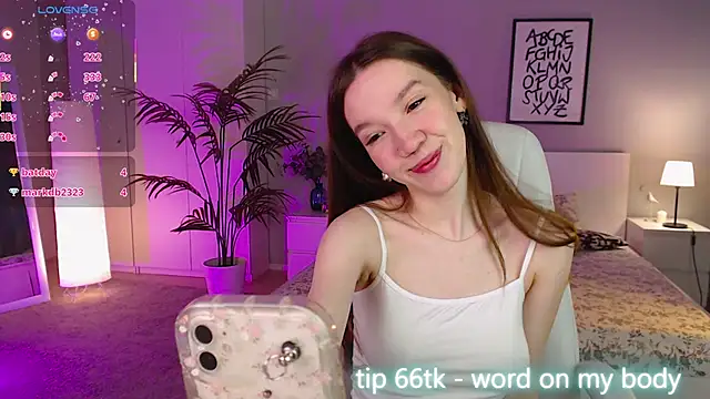 Snapshot of Shriya_Sarann chatting on October 19, 2025, 2:09 pm Shriya Sarann online show from October 19, 2025, 2:09 pm