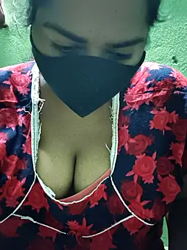 Liyaa 24 online show from February 5, 2026, 3:41 pm