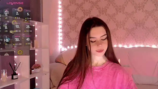 HolyMiax online show from October 9, 2025, 3:29 am