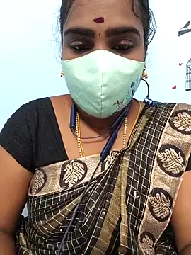 Snapshot of Tamil_riyalini12 chatting on September 30, 2025, 7:42 pm Tamil riyalini12 online show from September 30, 2025, 7:42 pm