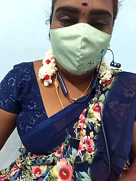 Snapshot of Tamil_riyalini12 chatting on October 24, 2025, 7:29 am Tamil riyalini12 online show from October 24, 2025, 7:29 am