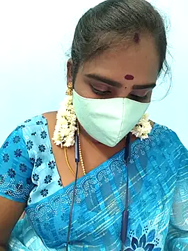 Snapshot of Tamil_riyalini12 chatting on September 28, 2025, 5:20 pm Tamil riyalini12 online show from September 28, 2025, 5:20 pm