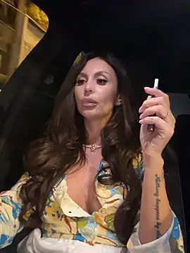 LunaBex online show from September 26, 2025, 8:49 pm