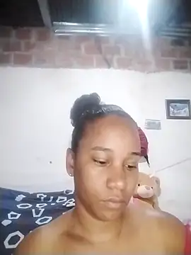 Snapshot of EbonyHorrny chatting on October 2, 2025, 11:35 am EbonyHorrny online show from October 2, 2025, 11:35 am