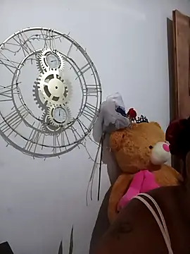 EbonyHorrny online show from April 16, 2026, 2:56 am