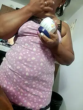 Snapshot of andrea_sweet8 chatting on September 9, 2025, 10:47 am andrea sweet8 online show from September 9, 2025, 10:47 am