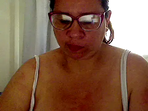 luciana69hot online show from February 24, 2025, 4:26 pm