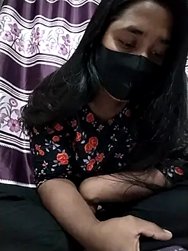 Snapshot of Rubaiya1 chatting on February 16, 2026, 6:39 pm Rubaiya1 online show from February 16, 2026, 6:39 pm