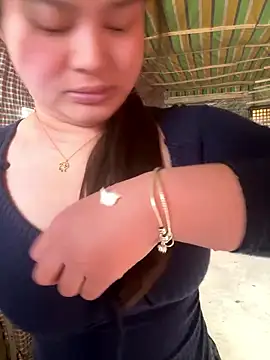 chenyu0308 online show from January 11, 2026, 3:57 am