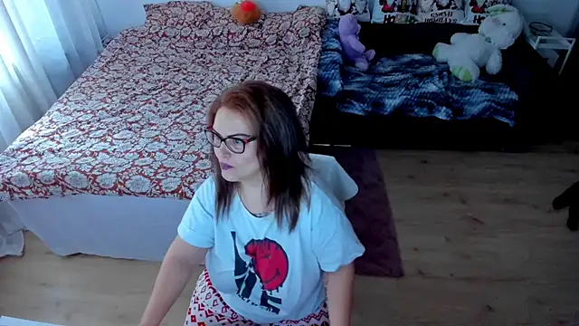 Squirt Kimm online show from December 17, 2025, 11:26 am