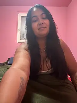 Melissa10 online show from September 24, 2025, 11:32 pm