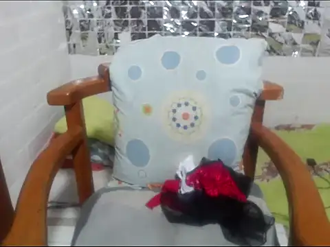 rose-crystal online show from January 15, 2026, 11:52 pm