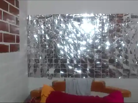 Snapshot of rose-crystal chatting on February 14, 2026, 12:00 am rose-crystal online show from February 14, 2026, 12:00 am