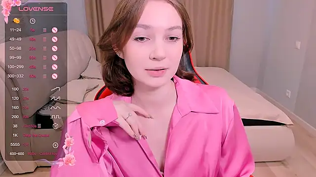 Nika Whiter online show from September 11, 2025, 1:11 pm