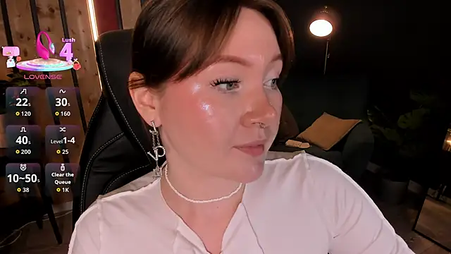 Snapshot of Ash_Hasmy chatting on October 1, 2025, 12:09 pm Ash Hasmy online show from October 1, 2025, 12:09 pm