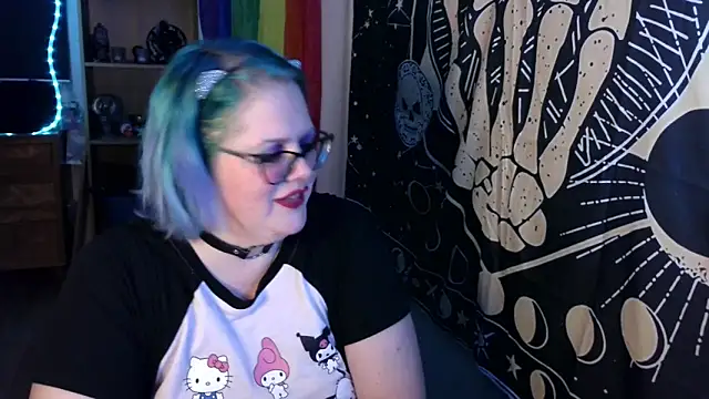 Snapshot of Kinky_Witch chatting on October 22, 2025, 2:44 am Kinky Witch online show from October 22, 2025, 2:44 am