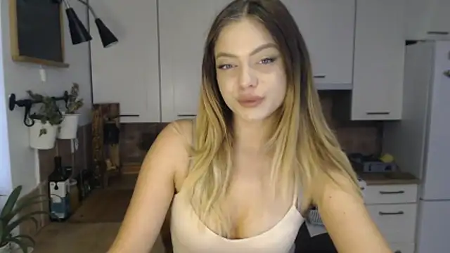 Snapshot of BuffyxLUST chatting on November 18, 2025, 10:51 am BuffyxLUST online show from November 18, 2025, 10:51 am