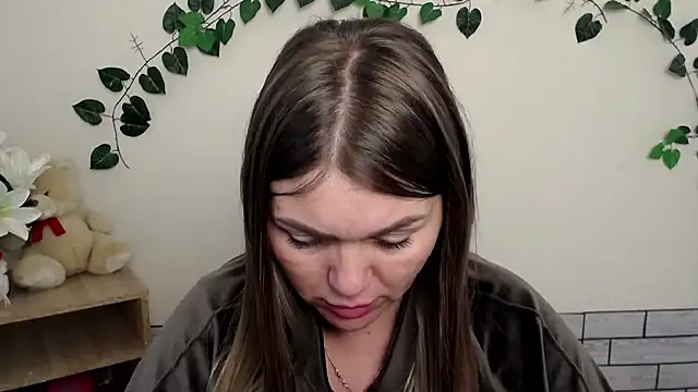 Snapshot of Magic_Katarina_ chatting on October 3, 2025, 9:11 am Magic Katarina  online show from October 3, 2025, 9:11 am