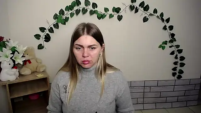 Snapshot of Magic_Katarina_ chatting on October 16, 2025, 6:54 am Magic Katarina  online show from October 16, 2025, 6:54 am