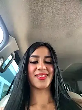 Juliana Xander online show from October 8, 2025, 2:18 pm