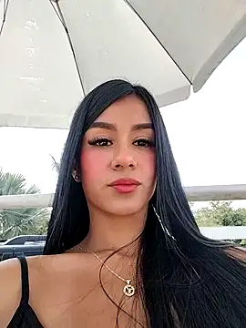 Juliana Xander online show from October 1, 2025, 2:21 pm