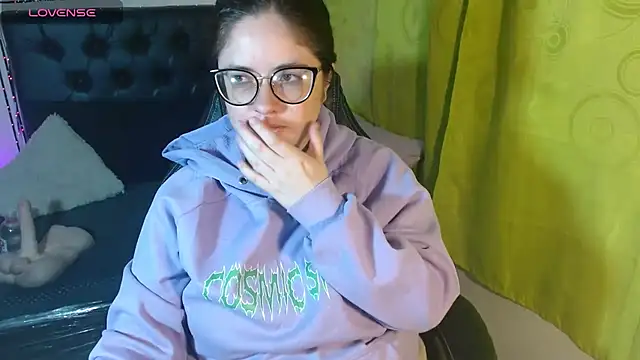 KrystalAdams online show from November 24, 2025, 1:22 pm