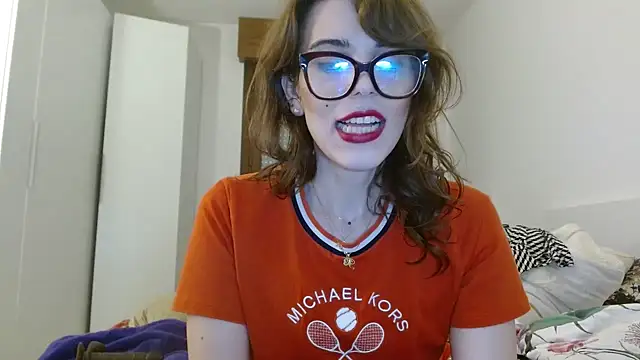 Snapshot of refem9 chatting on September 26, 2025, 2:24 pm refem9 online show from September 26, 2025, 2:24 pm