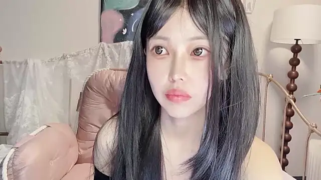 kiraa-0051 online show from September 20, 2025, 7:13 am