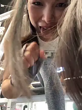 Snapshot of Ninazhang chatting on November 5, 2025, 1:20 am Ninazhang online show from November 5, 2025, 1:20 am