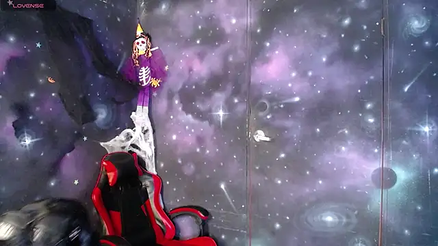 Snapshot of CristaldelLeon_s chatting on October 24, 2025, 9:03 pm CristaldelLeon s online show from October 24, 2025, 9:03 pm