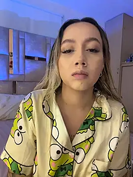 Snapshot of Becca_Johnson_u chatting on October 26, 2025, 2:45 am Becca Johnson u online show from October 26, 2025, 2:45 am