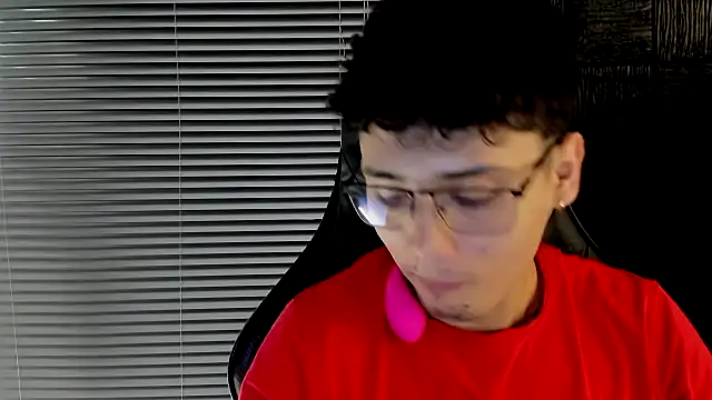 Snapshot of jacobs_shelby chatting on October 10, 2025, 2:51 pm jacobs shelby online show from October 10, 2025, 2:51 pm