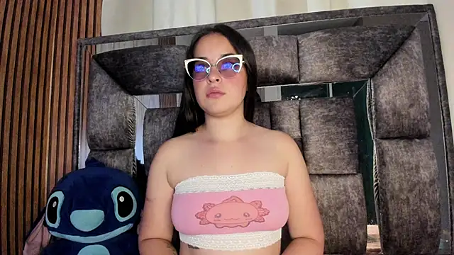 Snapshot of Cherry__Hot chatting on September 25, 2025, 10:27 pm Cherry  Hot online show from September 25, 2025, 10:27 pm