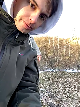 Snapshot of elliot_scott chatting on October 19, 2025, 9:23 am elliot scott online show from October 19, 2025, 9:23 am