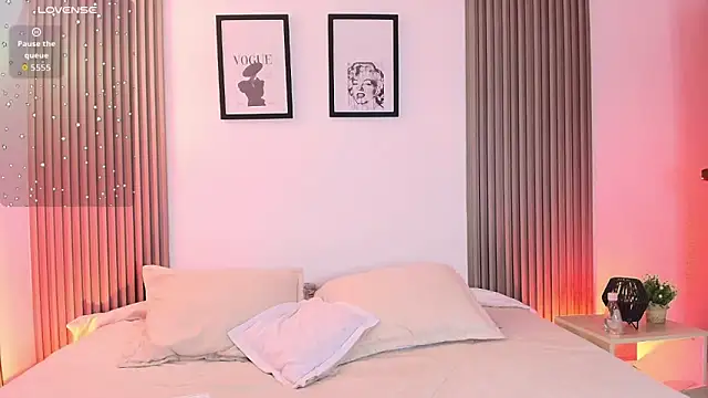 ashlycarteer online show from February 10, 2026, 2:10 am