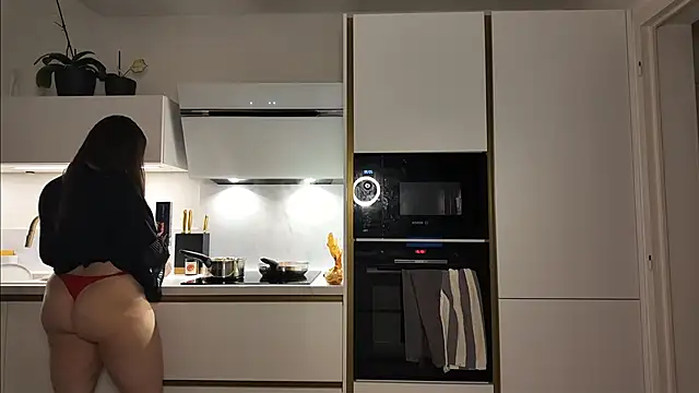 Luna Dollxh online show from November 7, 2025, 7:40 pm