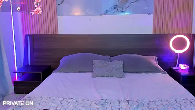 samanthaa moon online show from November 10, 2025, 10:26 pm