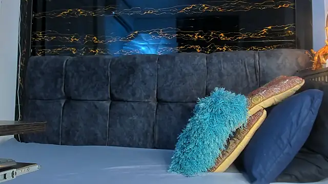 Snapshot of Diamond_twink chatting on September 26, 2025, 3:35 am Diamond twink online show from September 26, 2025, 3:35 am