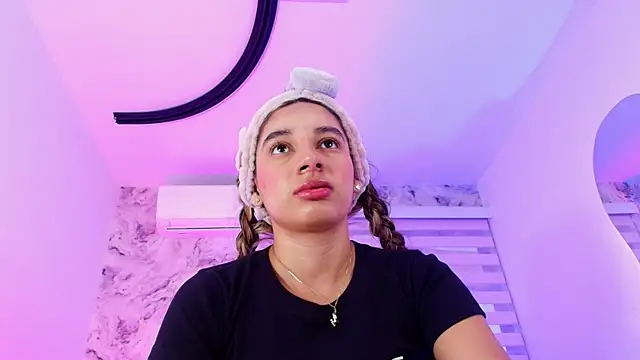 celeste moonx online show from November 28, 2025, 12:16 pm