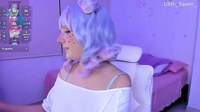 Snapshot of Lilith_Raven_ chatting on October 18, 2025, 5:09 am Lilith Raven  online show from October 18, 2025, 5:09 am